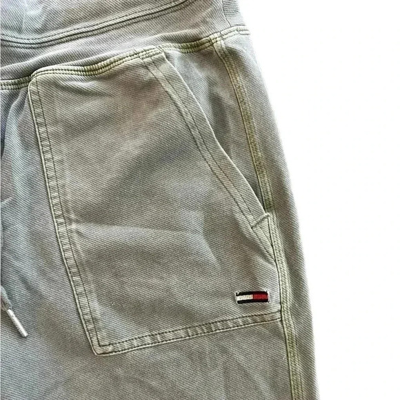 Tommy Hilfiger Jeans Green Cuffed Jogger Pants Woman’s Size Small EUC - Picture 2 of 9